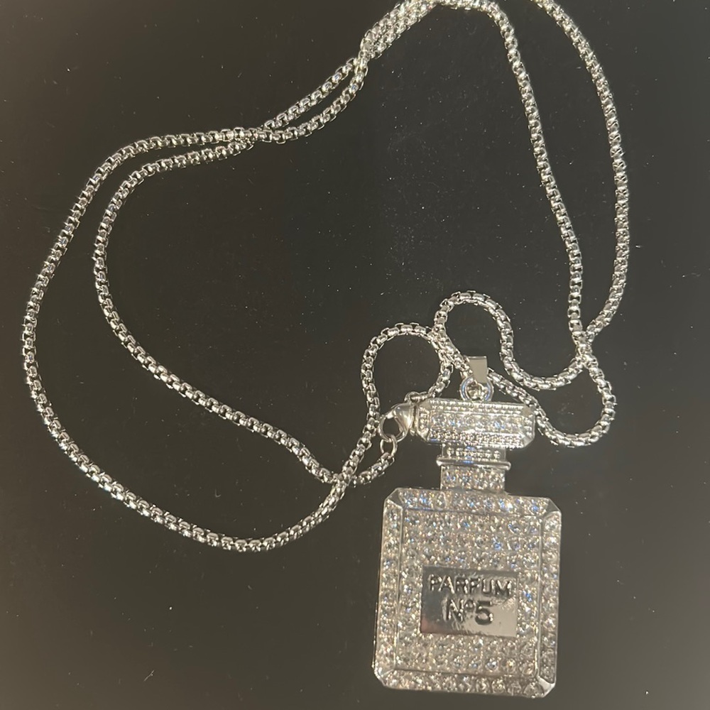 Cute Necklace. Go Sparkle Honey